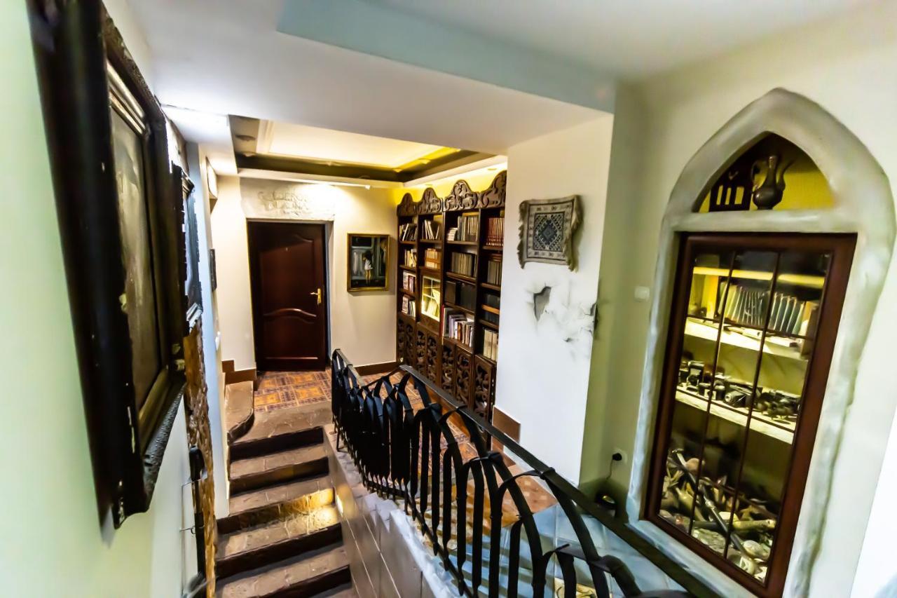 Dwor Boratyn Bed and Breakfast Buitenkant foto