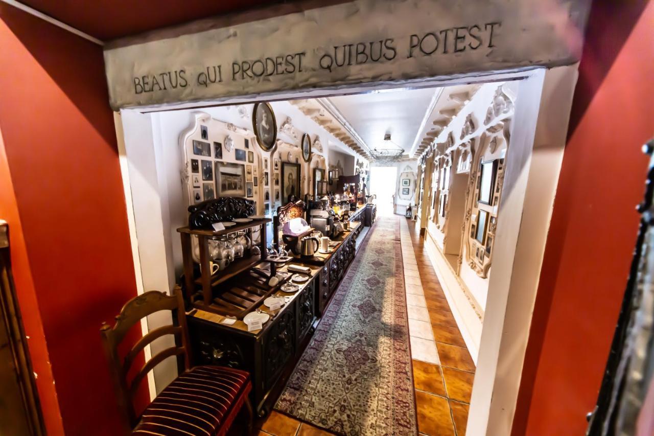 Dwor Boratyn Bed and Breakfast Buitenkant foto