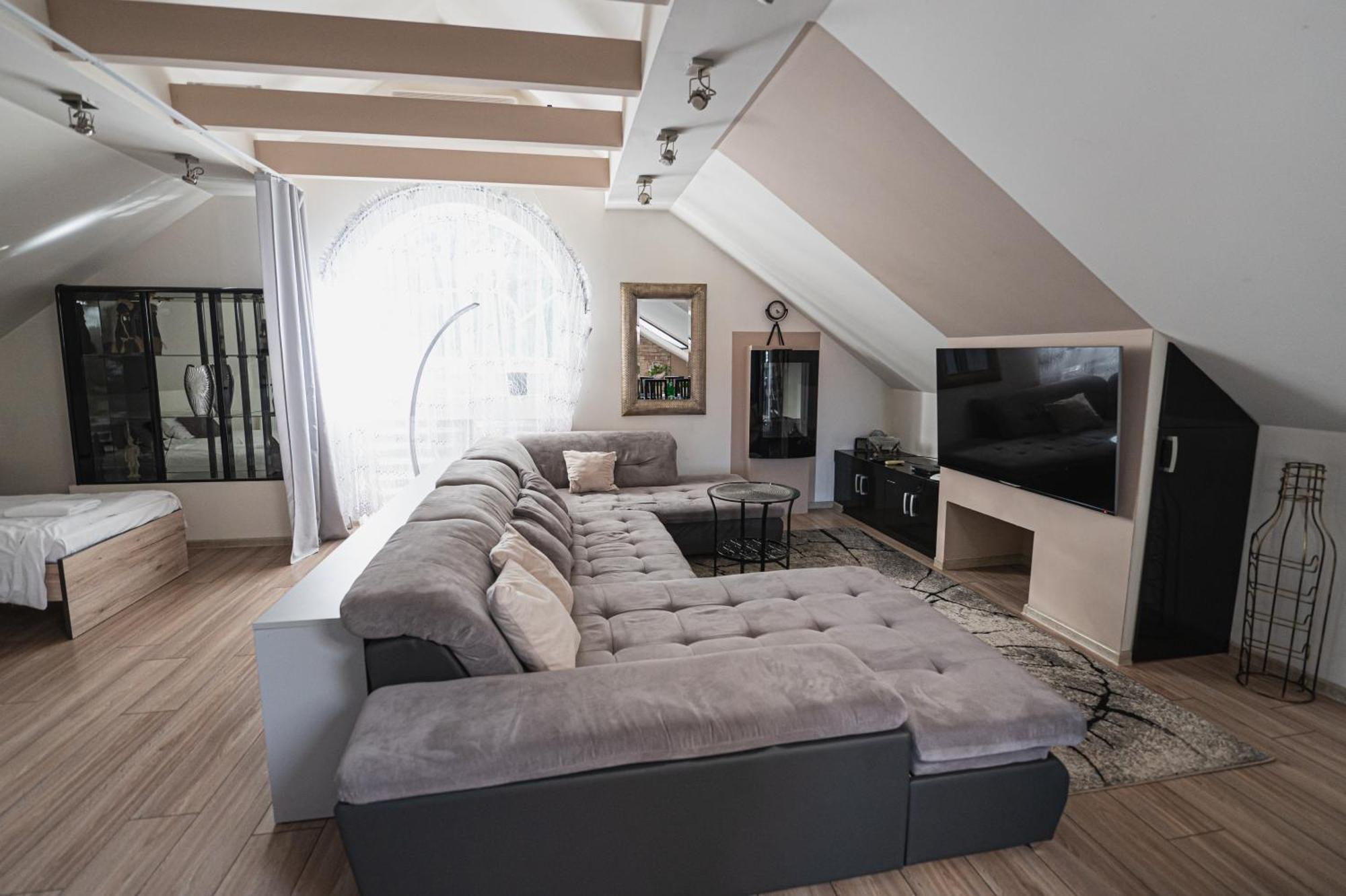 Dwor Boratyn Bed and Breakfast Buitenkant foto