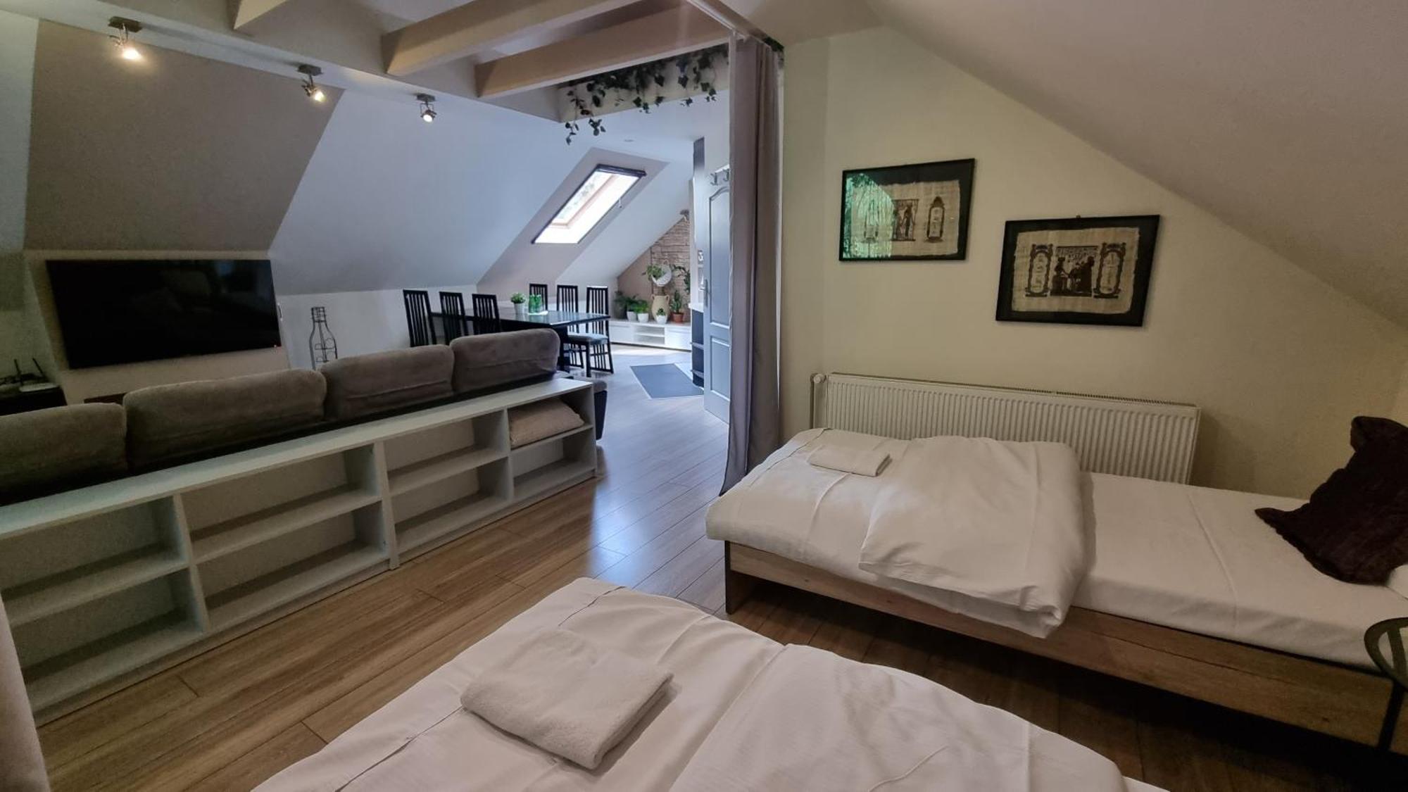 Dwor Boratyn Bed and Breakfast Buitenkant foto
